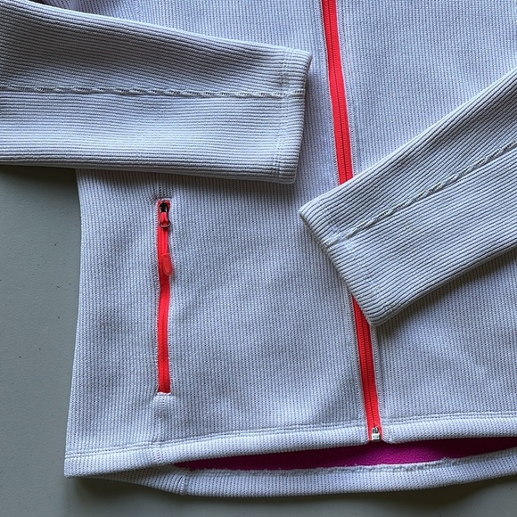 The North Face White Krestwood Fleece Lined Ribbed Knit Technical Jacket - Picture 5 of 17